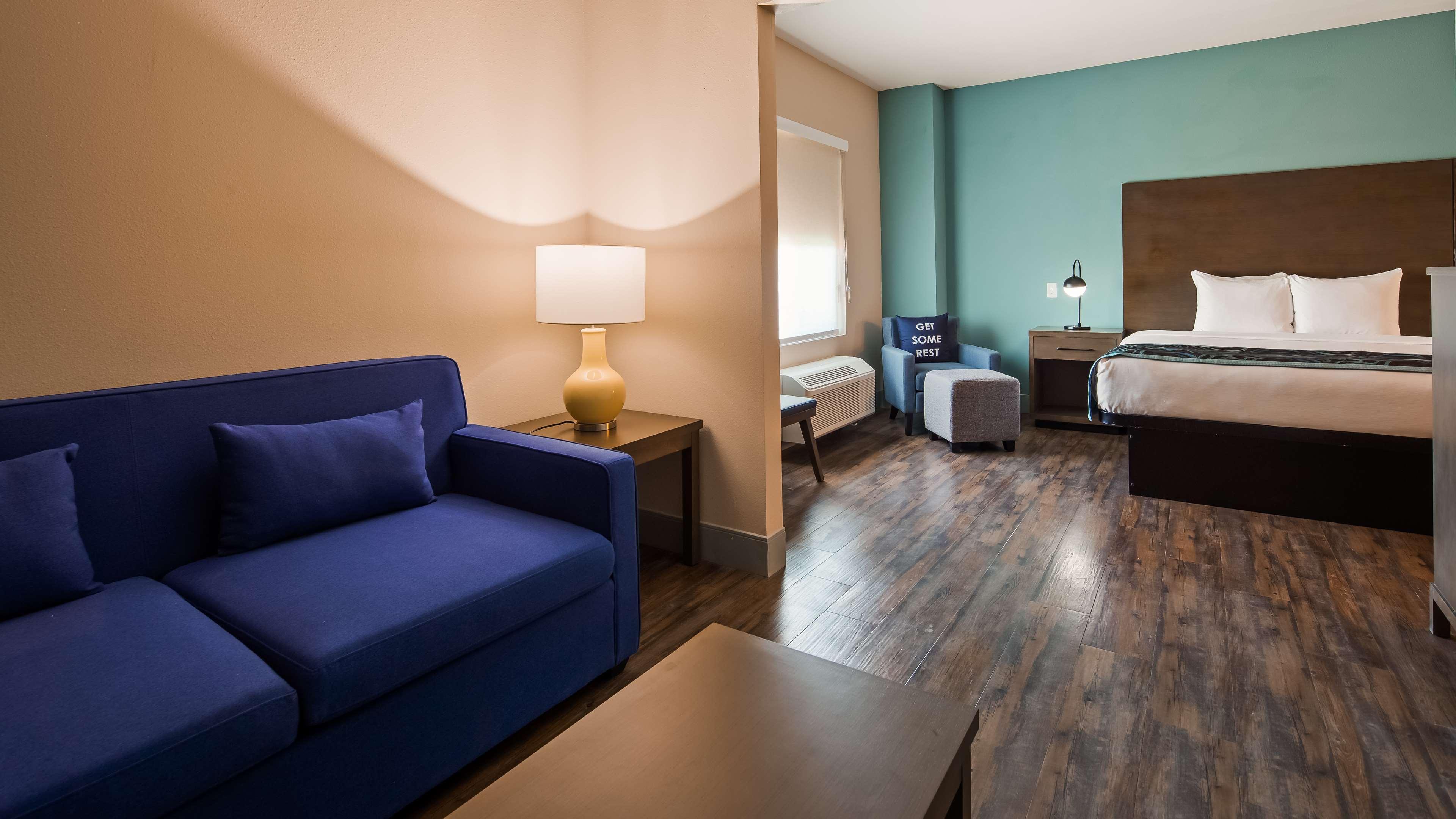 Best Western Plus New Barstow Inn & Suites Екстериор снимка
