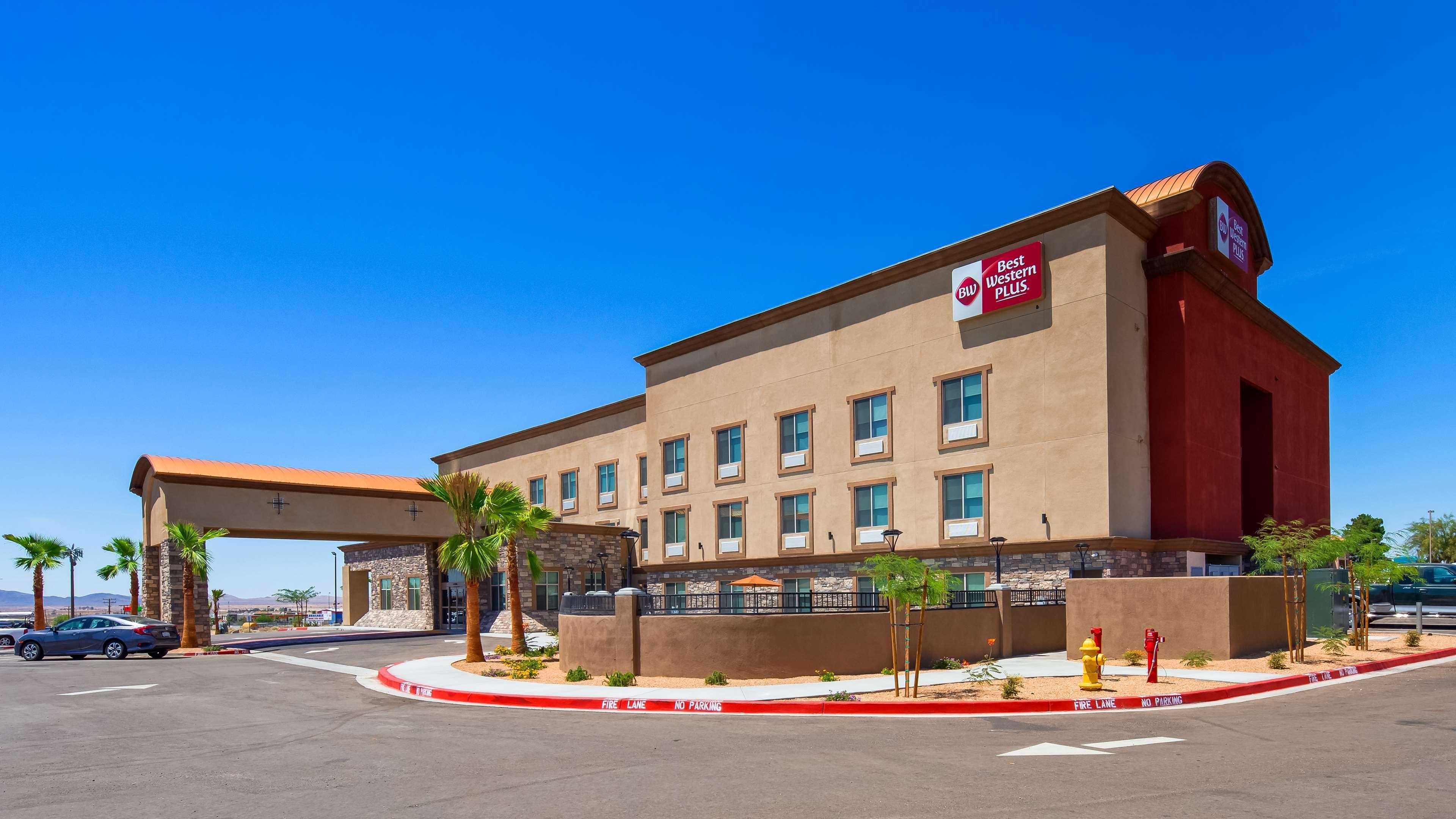 Best Western Plus New Barstow Inn & Suites Екстериор снимка