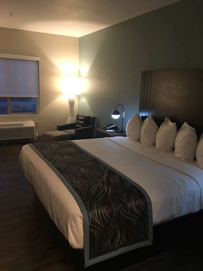Best Western Plus New Barstow Inn & Suites Стая снимка